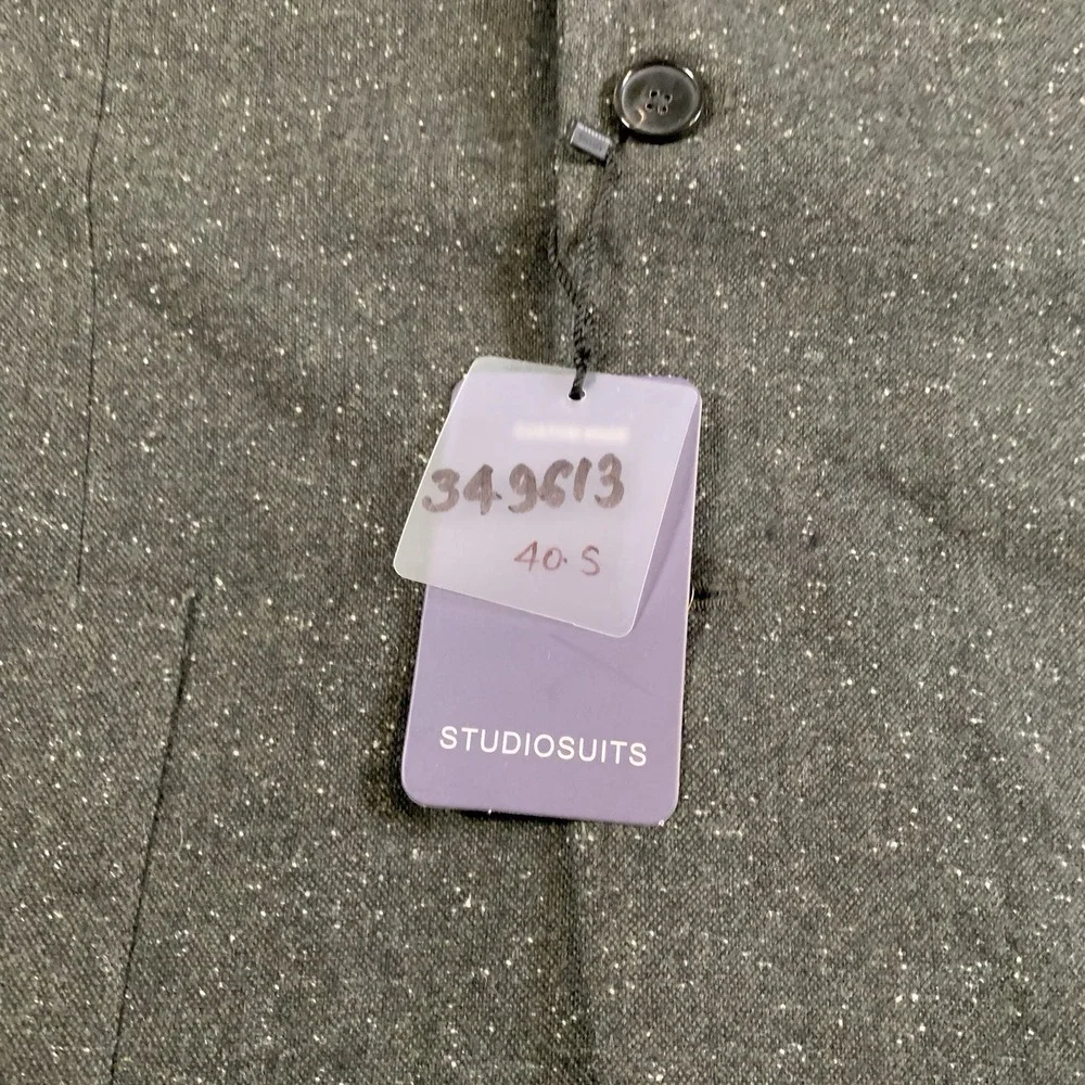 StudioSuits Gray Wool Blend Sport Coat 40S Blazer Hand Crafted Two Button NEW